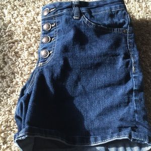 Vintage high waisted jean shorts